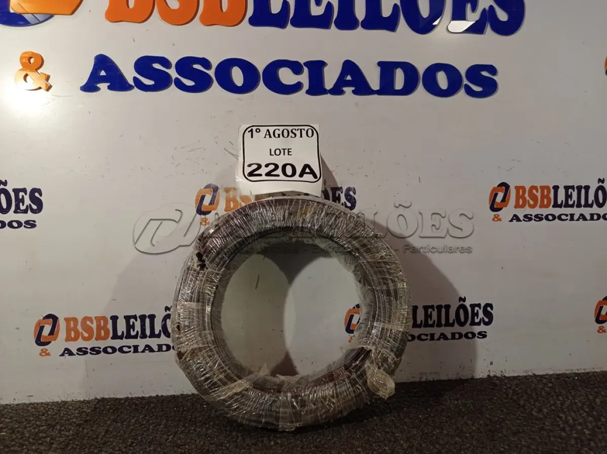 LOTE 220