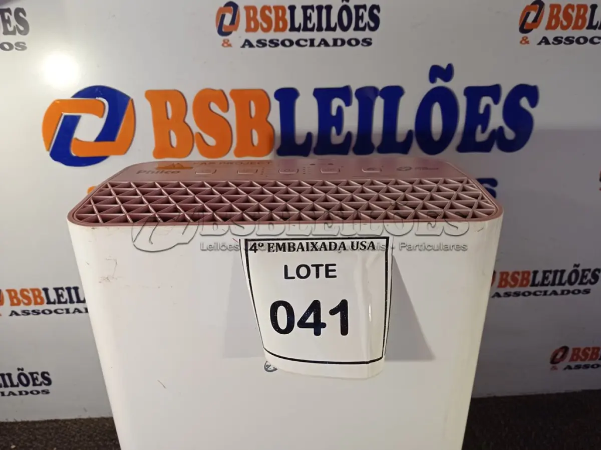 LOTE 041 - 01 PURIFICADOR DE AR 127V MARCA PHILCO AIR PURIFIER. (NO ESTADO EM QUE SE ENCONTRA. SUJEITO A AVARIAS OCULTAS/VISÍVEIS.) BH1419M