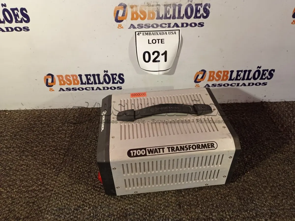 LOTE 021 - 01 TRANSFORMADOR ULT1700, 20A(120V) /10A (230V) COM CABO TRANSFORMERS. (NO ESTADO EM QUE SE ENCONTRA. SUJEITO A AVARIAS OCULTAS/VISÍVEIS.)0000089