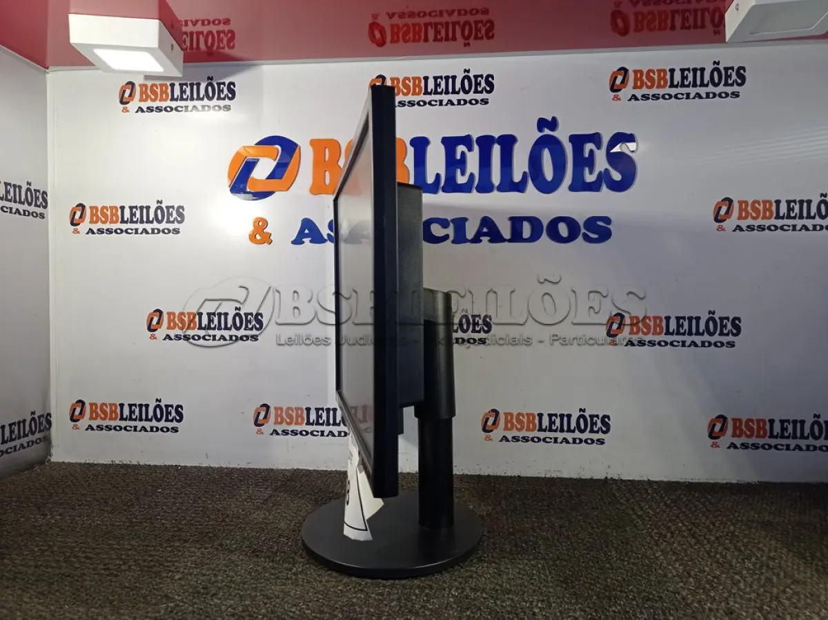 LOTE 008 - 01 MONITOR 22’’ MARCA SAMSUNG. (NO ESTADO EM QUE SE ENCONTRA. SUJEITO A AVARIAS OCULTAS/VISÍVEIS.) Z6LBHCLG7030754