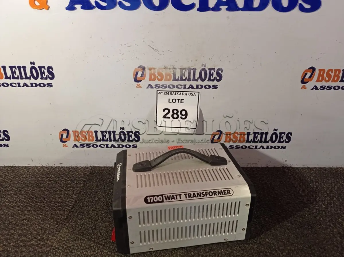 LOTE 289 - 01 TRANSFORMADOR ULT1700, 20A(120V) /10A (230V) COM CABO MARCA KRIEGER (TRANSFORMERS). (NO ESTADO EM QUE SE ENCONTRA. SUJEITO A AVARIAS OCULTAS/VISÍVEIS.)0000089