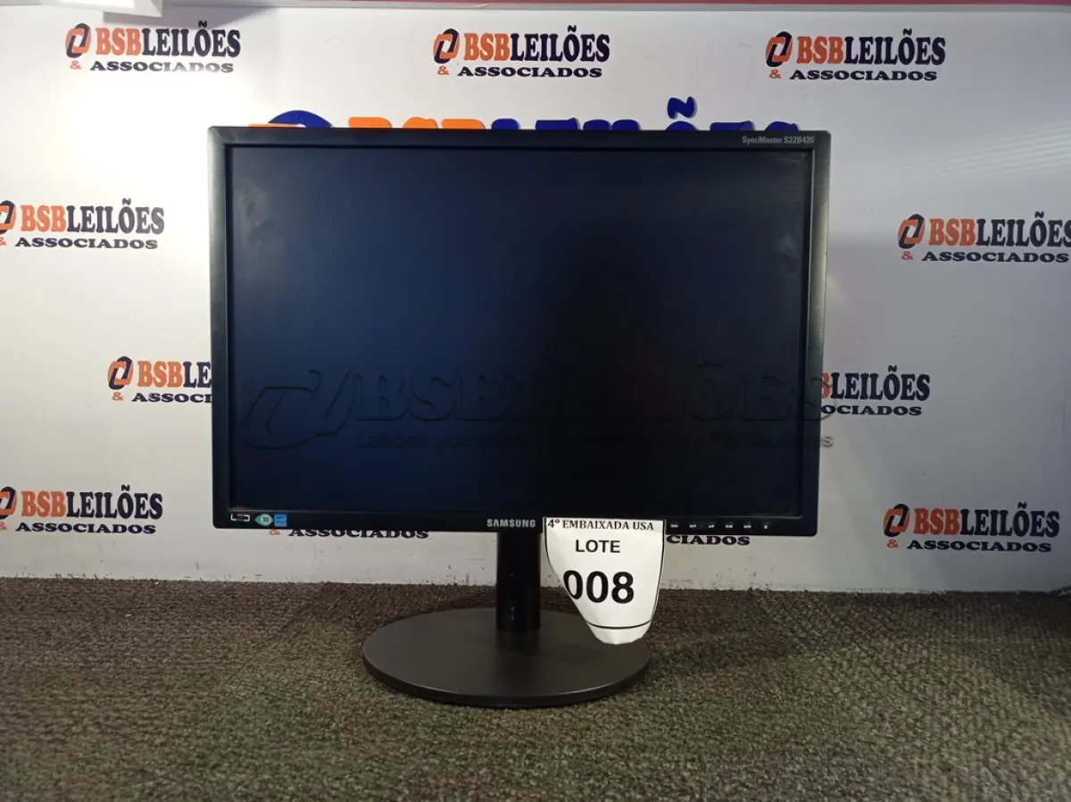 LOTE 008 - 01 MONITOR 22’’ MARCA SAMSUNG. (NO ESTADO EM QUE SE ENCONTRA. SUJEITO A AVARIAS OCULTAS/VISÍVEIS.) Z6LBHCLG7030754