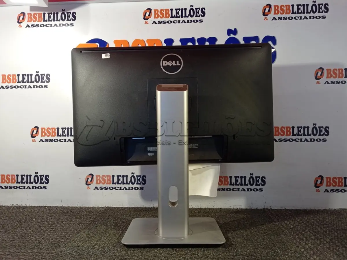 LOTE 013 - 01 MONITOR 22’’ MARCA DELL. (NO ESTADO EM QUE SE ENCONTRA. SUJEITO A AVARIAS OCULTAS/VISÍVEIS.) S/N54N-017S.