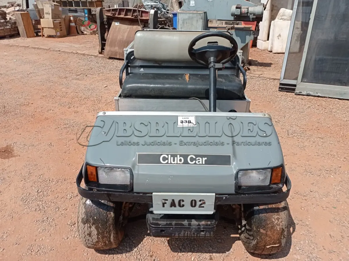 LOTE 338 - 01 CARRINHO DE GOLFE CLUB CAR CARRYALL 6 (NO ESTADO) (GOLF CART) (WITHOUT KEYS) (NO ESTADO EM QUE SE ENCONTRA. SUJEITO A AVARIAS OCULTAS/VISÍVEIS.) AV9414C