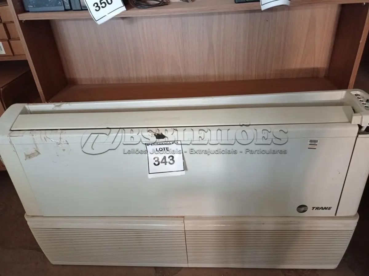 LOTE 343 - 01 EVAPORADORA DE 12.000BTUS MARCA TRANE (AIR CONDITIONER). (NO ESTADO EM QUE SE ENCONTRA. SUJEITO A AVARIAS OCULTAS/VISÍVEIS.) AV9485L