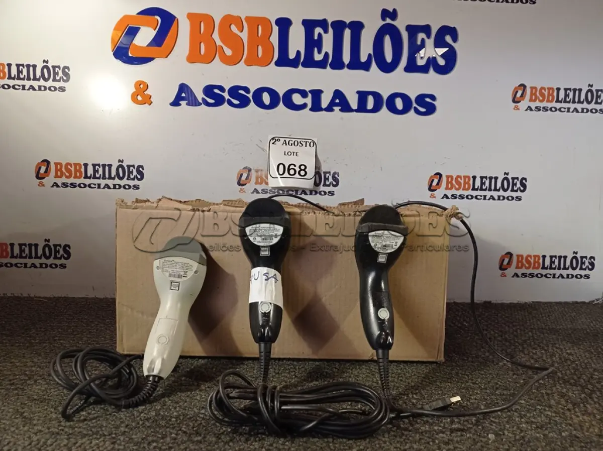 LOTE 068 - 01 LOTE COM VÁRIOS LEITORES DE CÓDIGOS DE BARRAS COM ENTRADAS USB. (NO ESTADO) ATENÇÃO! FAZER A VISITAÇÃO ANTES DE ARREMATAR, NÃO SABEMOS SE FUNCIONA. LEILÃO NÃO TEM GARANTIA E NEM DEVOLUÇÃO, SUJEITO A POSSÍVEIS AVARIAS VISÍVEIS/OCULTAS E/OU AUSÊNCIA DE COMPONENTES.