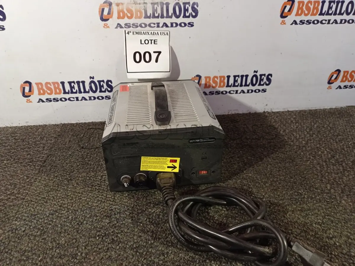 LOTE 007 - 01 TRANSFORMADOR ULT1700, 20A(120V) /10A (230V) COM CABO MARCA KRIEGER (TRANSFORMERS). (NO ESTADO EM QUE SE ENCONTRA. SUJEITO A AVARIAS OCULTAS/VISÍVEIS.)0000089