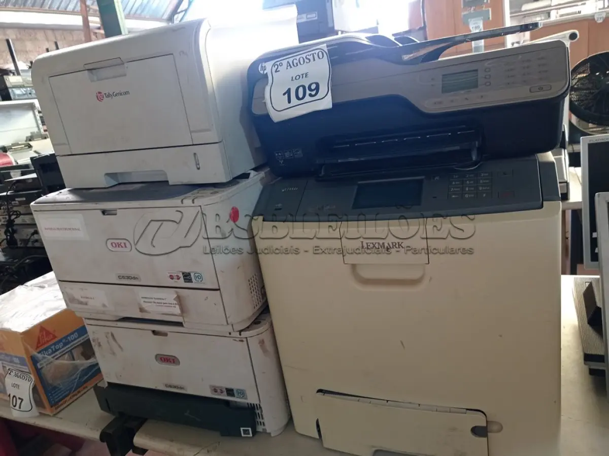 LOTE 109 - 05 IMPRESSORAS MARCAS E MODELOS DIVERSOS. (NO ESTADO) ATENÇÃO! FAZER A VISITAÇÃO ANTES DE ARREMATAR, NÃO SABEMOS SE FUNCIONA. LEILÃO NÃO TEM GARANTIA E NEM DEVOLUÇÃO, SUJEITO A POSSÍVEIS AVARIAS VISÍVEIS/OCULTAS E/OU AUSÊNCIA DE COMPONENTES.