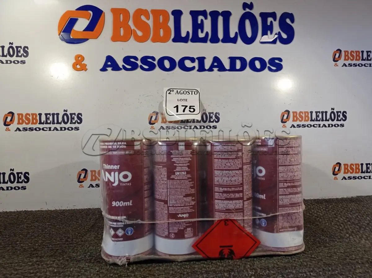 LOTE 175 - 12 LATAS DE TINNER DA MARCA ANJO DE 900ML CADA. (NO ESTADO) ATENÇÃO! FAZER A VISITAÇÃO ANTES DE ARREMATAR, NÃO SABEMOS SE FUNCIONA. LEILÃO NÃO TEM GARANTIA E NEM DEVOLUÇÃO, SUJEITO A POSSÍVEIS AVARIAS VISÍVEIS/OCULTAS E/OU AUSÊNCIA DE COMPONENTES.