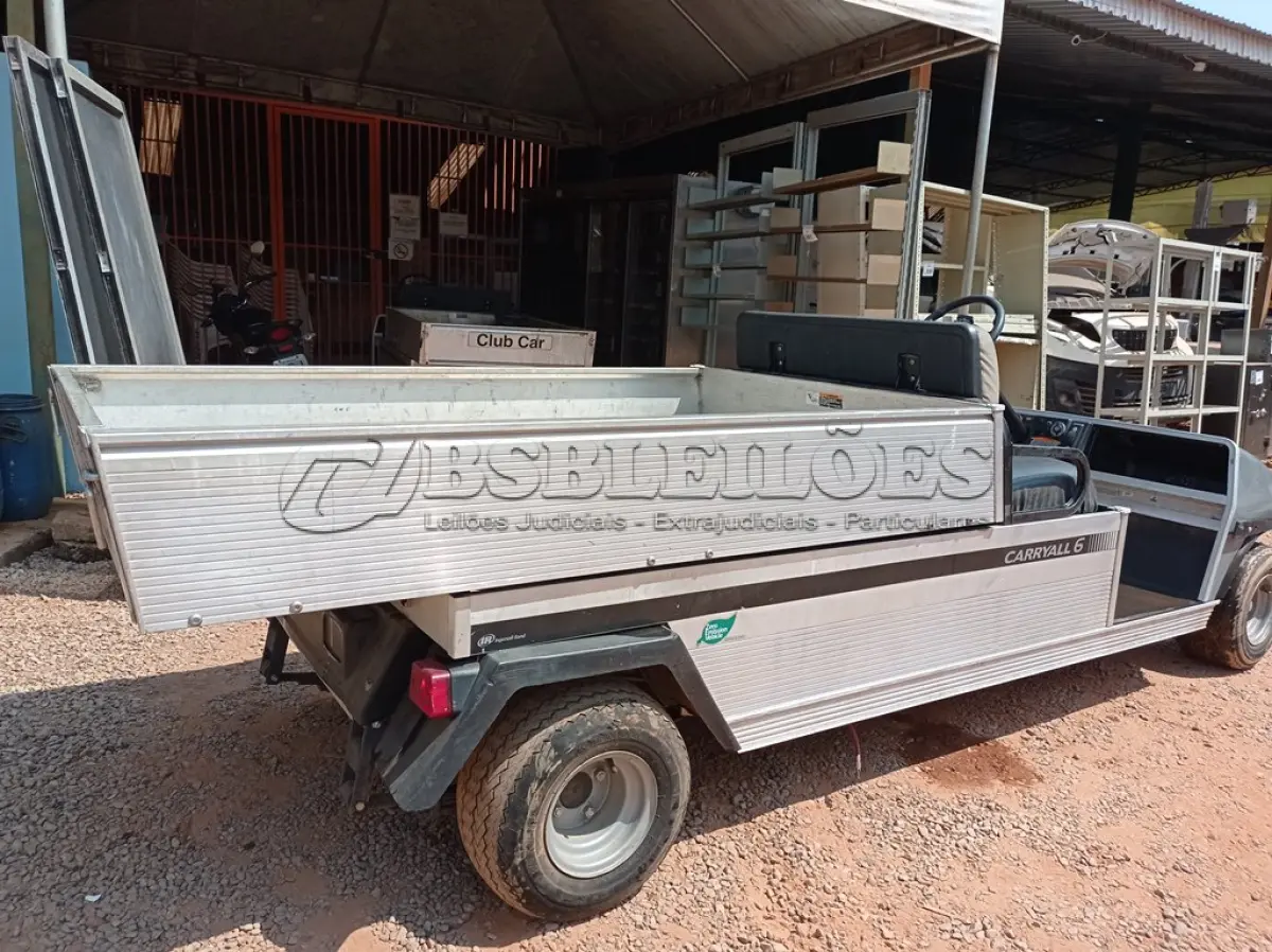 LOTE 338 - 01 CARRINHO DE GOLFE CLUB CAR CARRYALL 6 (NO ESTADO) (GOLF CART) (WITHOUT KEYS) (NO ESTADO EM QUE SE ENCONTRA. SUJEITO A AVARIAS OCULTAS/VISÍVEIS.) AV9414C