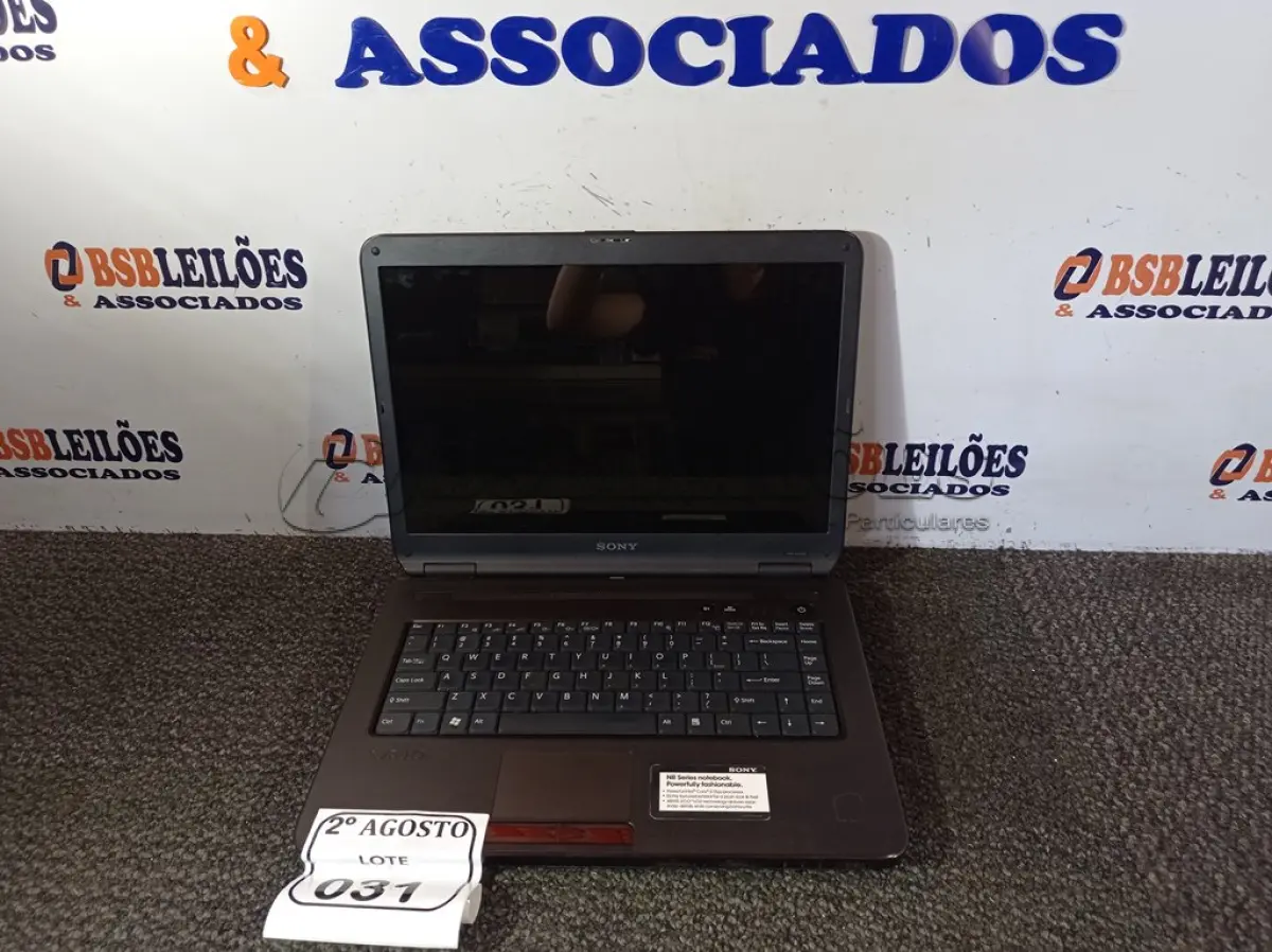 LOTE 031 - 01 NOTEBOOK MARCA SONY DE MODELO VGN-NR180E SEM FONTE. (NO ESTADO) ATENÇÃO! FAZER A VISITAÇÃO ANTES DE ARREMATAR, NÃO SABEMOS SE FUNCIONA. LEILÃO NÃO TEM GARANTIA E NEM DEVOLUÇÃO, SUJEITO A POSSÍVEIS AVARIAS VISÍVEIS/OCULTAS E/OU AUSÊNCIA DE COMPONENTES.