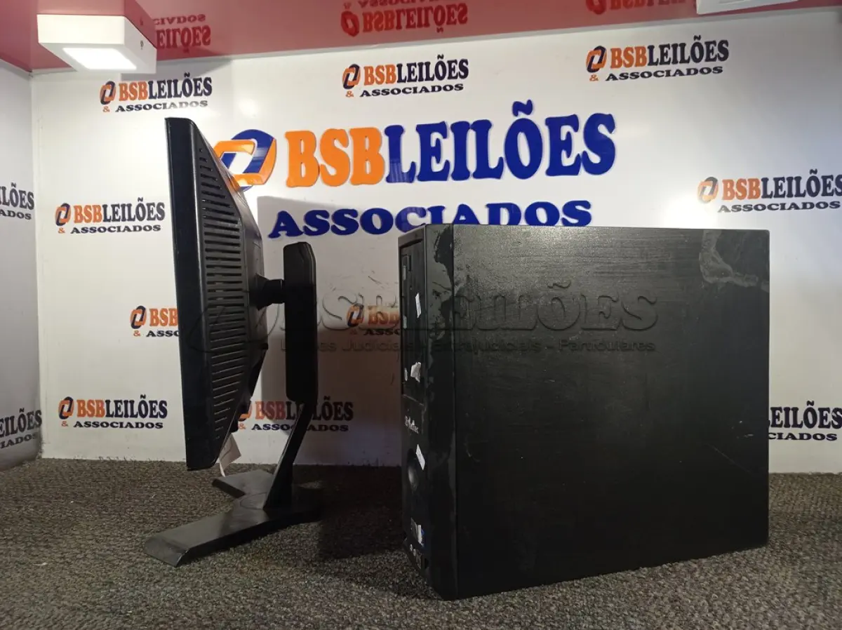 LOTE 145 - 01 CPU MARCA ITAUTEC E 01 MONITOR MARCA DELL. (NO ESTADO) ATENÇÃO! FAZER A VISITAÇÃO ANTES DE ARREMATAR, NÃO SABEMOS SE FUNCIONA. LEILÃO NÃO TEM GARANTIA E NEM DEVOLUÇÃO, SUJEITO A POSSÍVEIS AVARIAS VISÍVEIS/OCULTAS E/OU AUSÊNCIA DE COMPONENTES.