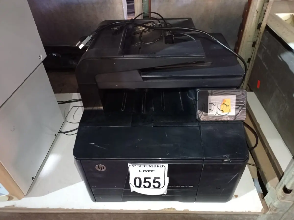 LOTE 055 - 01 IMPRESSORA MULTIFUNCIONAL MARCA HP. (NO ESTADO) ATENÇÃO! FAZER A VISITAÇÃO ANTES DE ARREMATAR, NÃO SABEMOS SE FUNCIONA. LEILÃO NÃO TEM GARANTIA E NEM DEVOLUÇÃO, SUJEITO A POSSÍVEIS AVARIAS VISÍVEIS/OCULTAS E/OU AUSÊNCIA DE COMPONENTES.