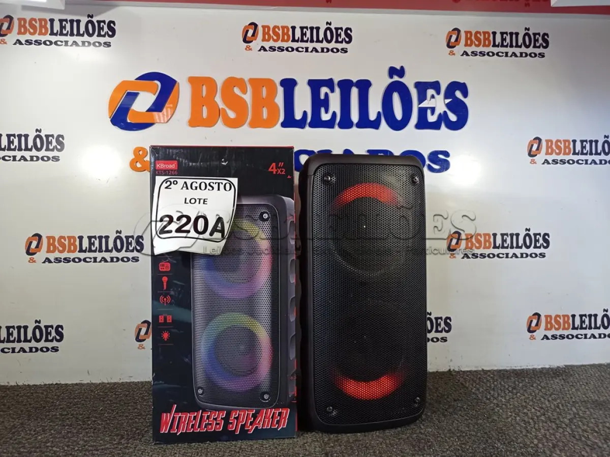 LOTE 220 - 01 CAIXA DE SOM BLUETOOTH 4X2”. (NO ESTADO) ATENÇÃO! FAZER A VISITAÇÃO ANTES DE ARREMATAR, NÃO SABEMOS SE FUNCIONA. LEILÃO NÃO TEM GARANTIA E NEM DEVOLUÇÃO, SUJEITO A POSSÍVEIS AVARIAS VISÍVEIS/OCULTAS E/OU AUSÊNCIA DE COMPONENTES.
