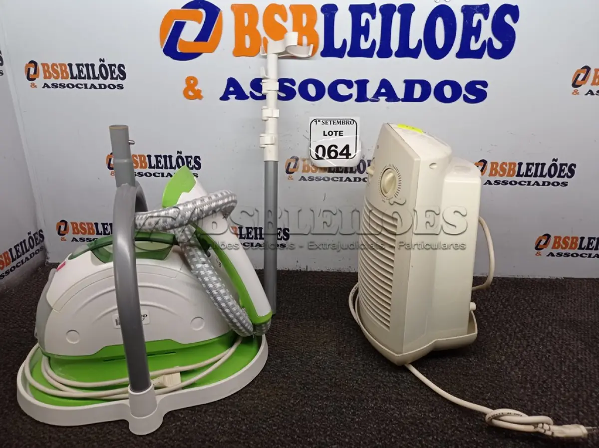 LOTE 064 - 01 FERRO DE PASSAR ROUPAS A VAPOR MARCA PHILIPS E 01 AQUECEDOR MARCA NILKO 220V. (NO ESTADO) ATENÇÃO! FAZER A VISITAÇÃO ANTES DE ARREMATAR, NÃO SABEMOS SE FUNCIONA. LEILÃO NÃO TEM GARANTIA E NEM DEVOLUÇÃO, SUJEITO A POSSÍVEIS AVARIAS VISÍVEIS/OCULTAS E/OU AUSÊNCIA DE COMPONENTES.