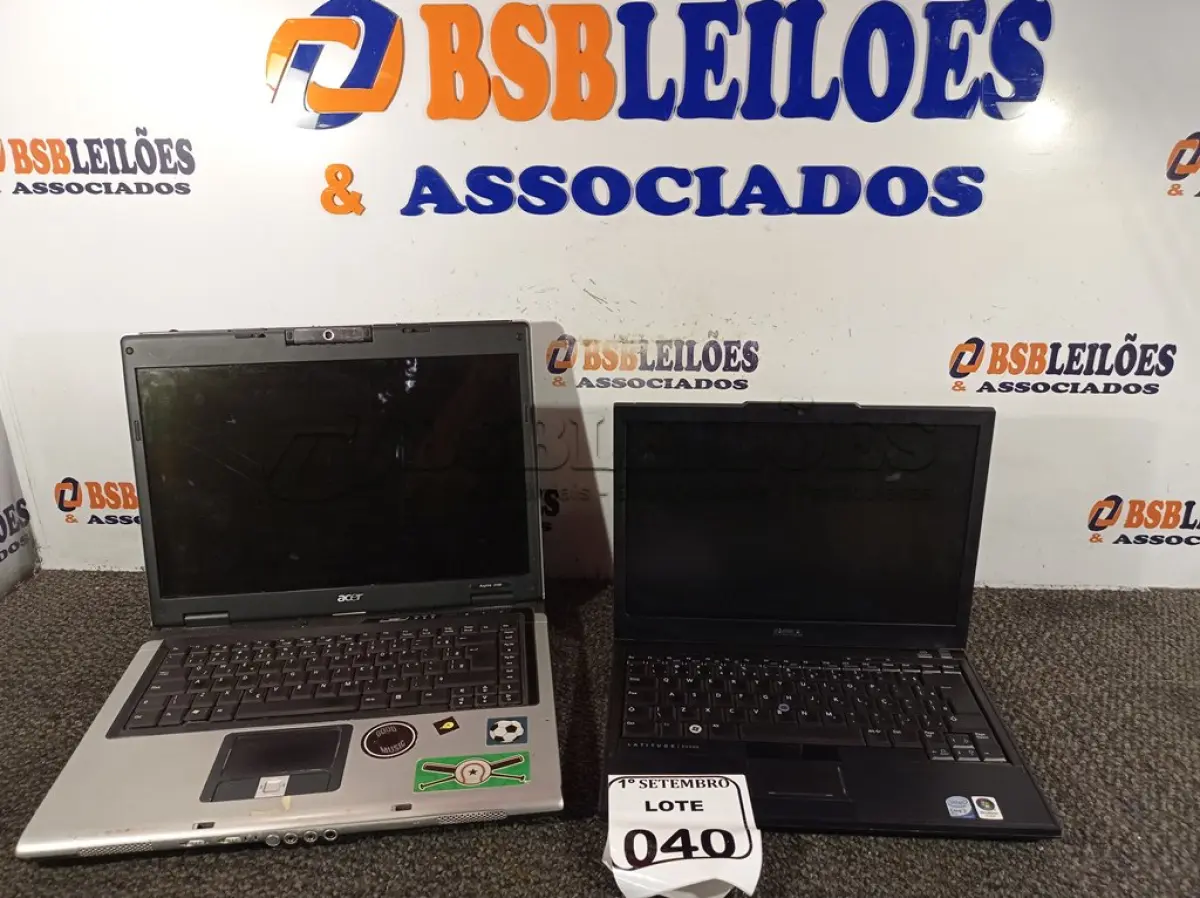 LOTE 040 - 02 NOTEBOOKS MARCAS DELL E ACER SEM FONTE. (NO ESTADO) ATENÇÃO! FAZER A VISITAÇÃO ANTES DE ARREMATAR, NÃO SABEMOS SE FUNCIONA. LEILÃO NÃO TEM GARANTIA E NEM DEVOLUÇÃO, SUJEITO A POSSÍVEIS AVARIAS VISÍVEIS/OCULTAS E/OU AUSÊNCIA DE COMPONENTES.