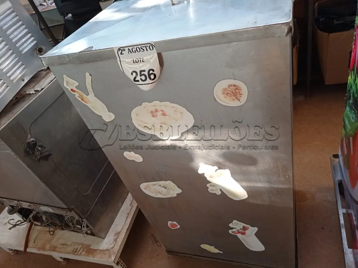LOTE 256 - 01 SUQUEIRA EM INOX ELÉTRICA PARA A RETIRADA DE PEÇAS SEM O MOTOR. (NO ESTADO) ATENÇÃO! FAZER A VISITAÇÃO ANTES DE ARREMATAR, NÃO SABEMOS SE FUNCIONA. LEILÃO NÃO TEM GARANTIA E NEM DEVOLUÇÃO, SUJEITO A POSSÍVEIS AVARIAS VISÍVEIS/OCULTAS E/OU AUSÊNCIA DE COMPONENTES.