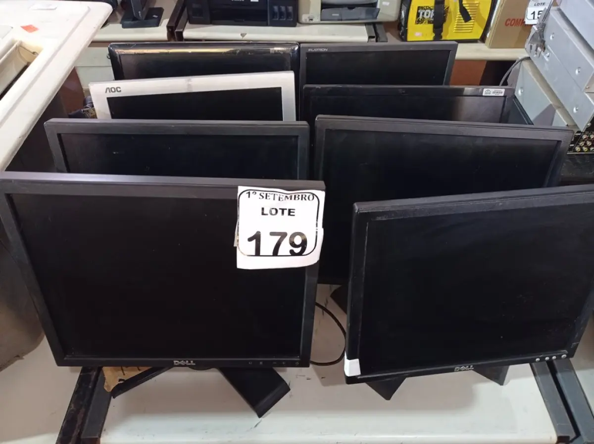 LOTE 179
