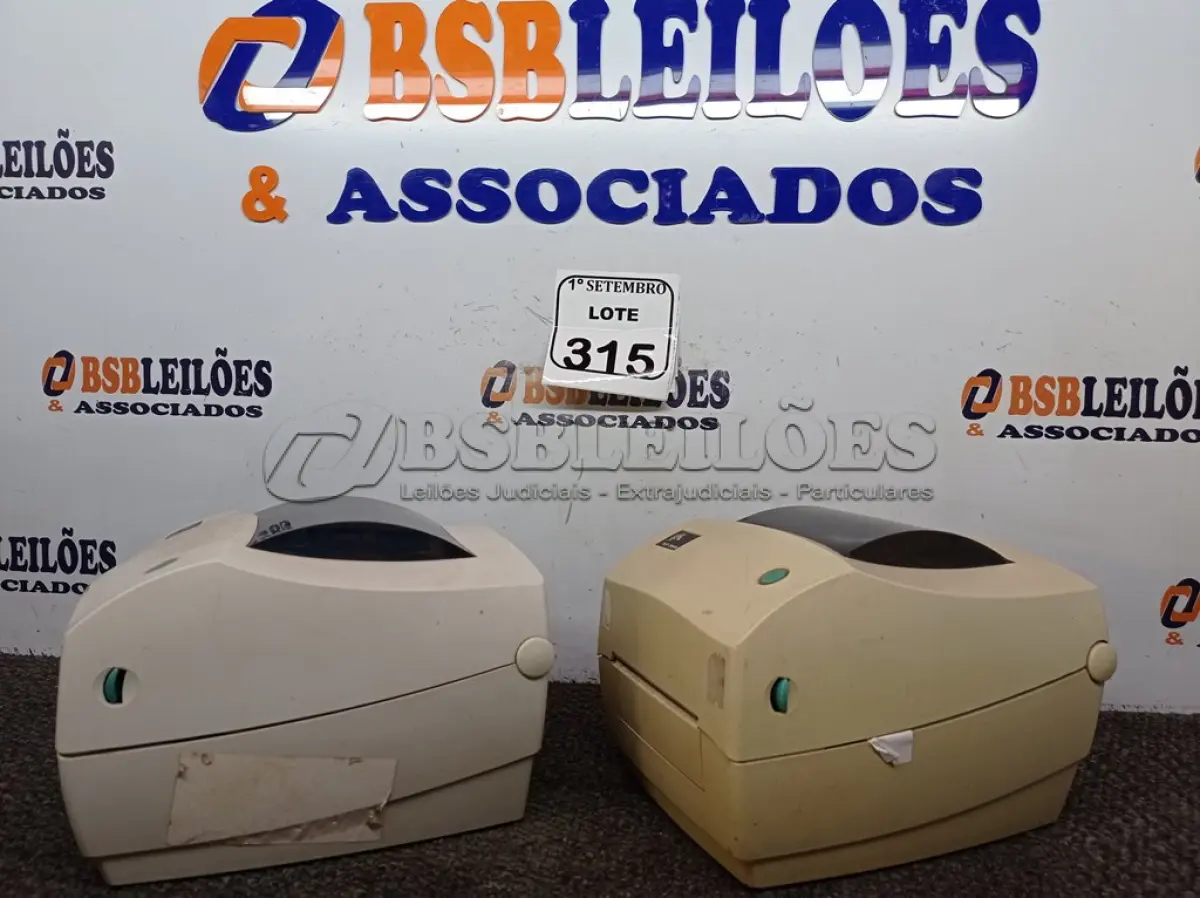 LOTE 315 - 02 IMPRESSORAS DE ETIQUETAS MARCA ZEBRA MODELO TLT2844. (NO ESTADO) ATENÇÃO! FAZER A VISITAÇÃO ANTES DE ARREMATAR, NÃO SABEMOS SE FUNCIONA. LEILÃO NÃO TEM GARANTIA E NEM DEVOLUÇÃO, SUJEITO A POSSÍVEIS AVARIAS VISÍVEIS/OCULTAS E/OU AUSÊNCIA DE COMPONENTES.