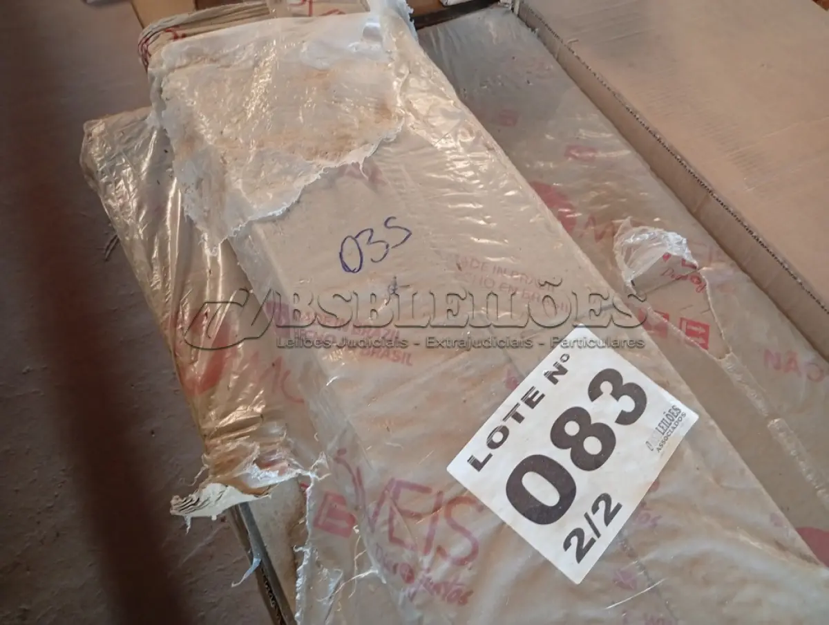 LOTE 083 - 01 - PAINEL PARA TV ATÉ 60” DJ MÓVEIS NEW GRECO 2 PRATELEIRAS (NO ESTADO, NÃO SABEMOS SE FUNCIONA. LEILÃO NÃO TEM GARANTIA E NEM DEVOLUÇÃO, SUJEITO A POSSÍVEIS AVARIAS VISÍVEIS/OCULTAS E/OU AUSÊNCIA DE COMPONENTES)