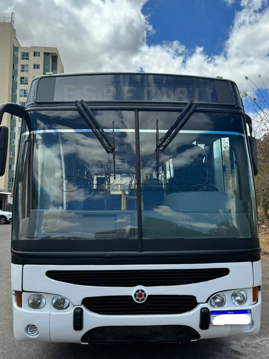 LOTE 001 - 01 ÔNIBUS MERCEDES BENZ 1722, ANO 2011/2012, 42 LUGARES, PNEUS NOVOS, MANUTENÇÕES EM DIA, 2024 QUITADO, PERFEITA CONSERVAÇÃO. (NO ESTADO)