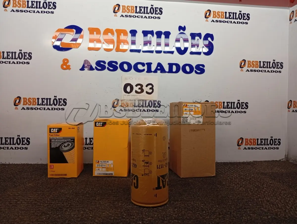 LOTE 033 - 05 - FILTROS DE ÓLEO CATERPILLAR (NO ESTADO, NÃO SABEMOS SE FUNCIONA. LEILÃO NÃO TEM GARANTIA E NEM DEVOLUÇÃO, SUJEITO A POSSÍVEIS AVARIAS VISÍVEIS/OCULTAS E/OU AUSÊNCIA DE COMPONENTES)