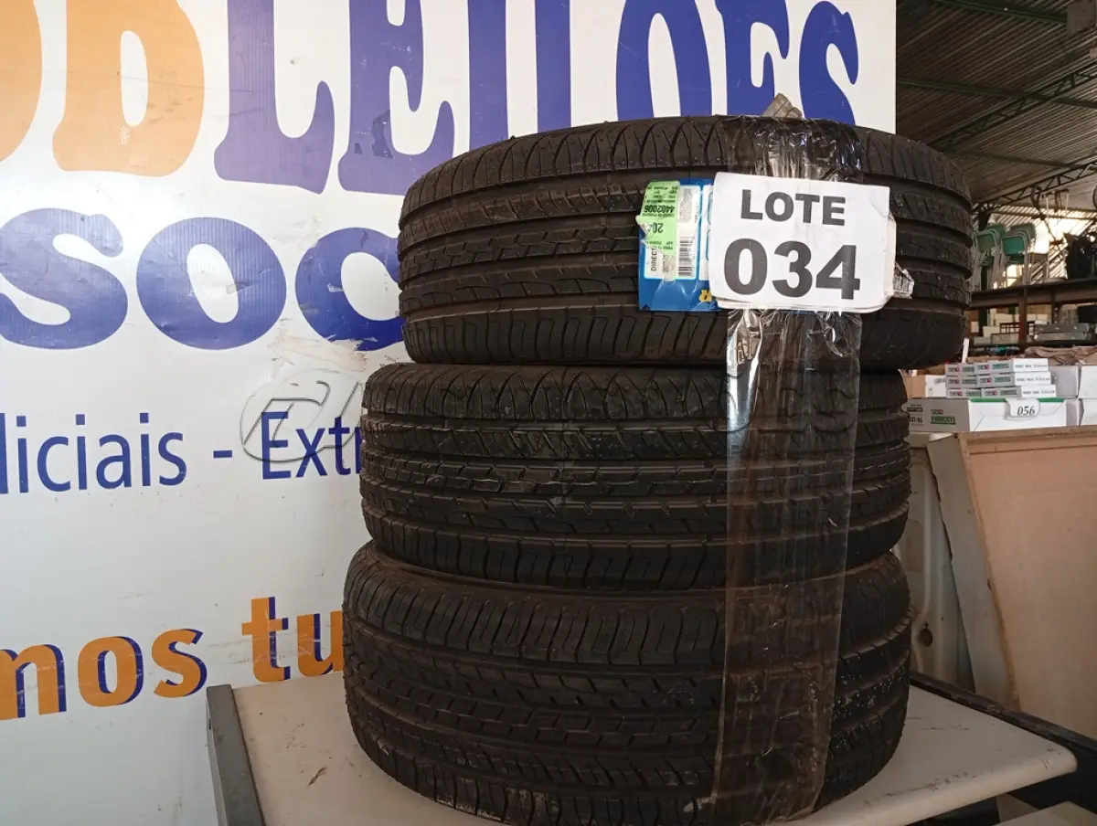 LOTE 034 - 03 - PNEUS DIRECTION SPORT 205/55R16 91V GOODYEAR (NO ESTADO, NÃO SABEMOS SE FUNCIONA. LEILÃO NÃO TEM GARANTIA E NEM DEVOLUÇÃO, SUJEITO A POSSÍVEIS AVARIAS VISÍVEIS/OCULTAS E/OU AUSÊNCIA DE COMPONENTES)