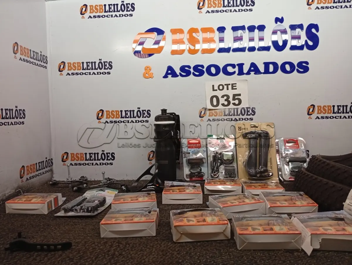 LOTE 035 - 22 – ITENS PARA BICICLETAS (NO ESTADO, NÃO SABEMOS SE FUNCIONA. LEILÃO NÃO TEM GARANTIA E NEM DEVOLUÇÃO, SUJEITO A POSSÍVEIS AVARIAS VISÍVEIS/OCULTAS E/OU AUSÊNCIA DE COMPONENTES)