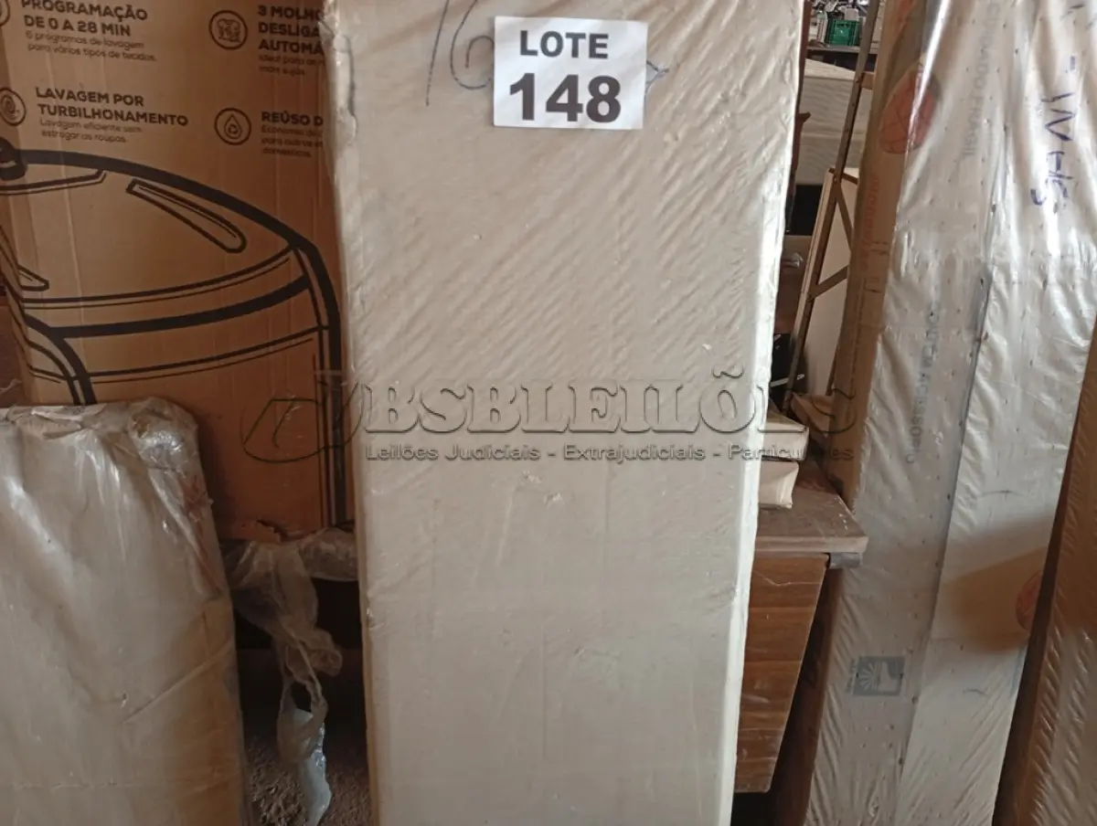 LOTE 148 - 01 - ESCRIVANINHA COM PENTEADEIRA CRYSTAL BELAFLEX BRANCO (NO ESTADO, NÃO SABEMOS SE FUNCIONA. LEILÃO NÃO TEM GARANTIA E NEM DEVOLUÇÃO, SUJEITO A POSSÍVEIS AVARIAS VISÍVEIS/OCULTAS E/OU AUSÊNCIA DE COMPONENTES)