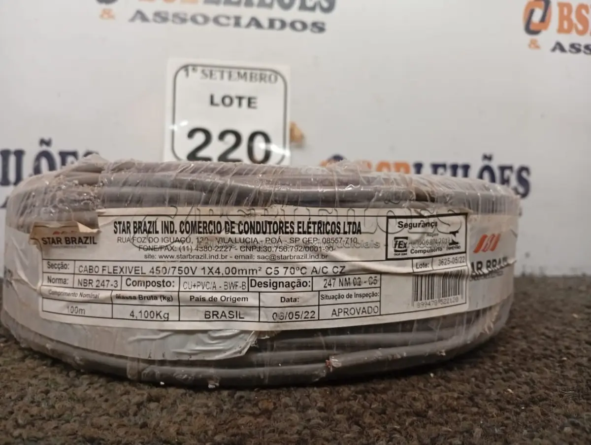 LOTE 220 - 01 ROLO DE CABO DE FIO FLEXÍVEL 1×4,00MM NA COR CINZA. (NO ESTADO) ATENÇÃO! FAZER A VISITAÇÃO ANTES DE ARREMATAR, NÃO SABEMOS SE FUNCIONA. LEILÃO NÃO TEM GARANTIA E NEM DEVOLUÇÃO, SUJEITO A POSSÍVEIS AVARIAS VISÍVEIS/OCULTAS E/OU AUSÊNCIA DE COMPONENTES.