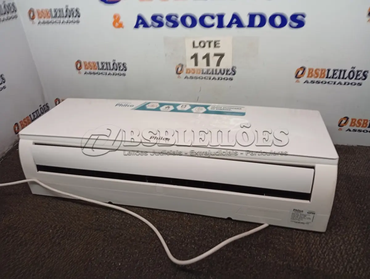 LOTE 117 - 01 – EVAPORADORA 12000 BTUS 220V PHILCO (NO ESTADO, NÃO SABEMOS SE FUNCIONA. LEILÃO NÃO TEM GARANTIA E NEM DEVOLUÇÃO, SUJEITO A POSSÍVEIS AVARIAS VISÍVEIS/OCULTAS E/OU AUSÊNCIA DE COMPONENTES)