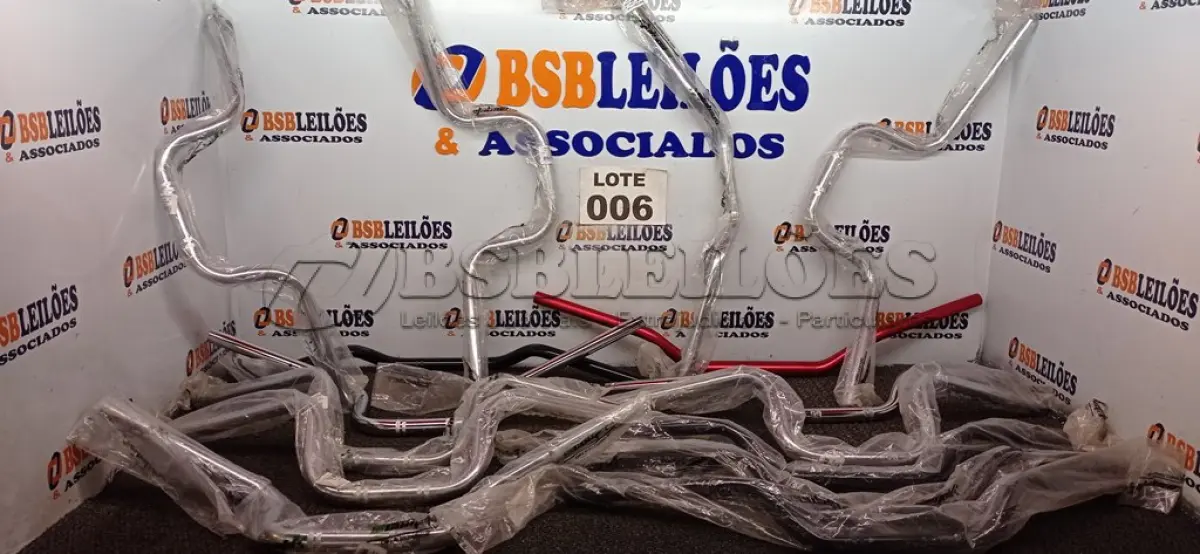LOTE 006 - 15– GUIDÃO MOTOS DIVERSAS (NO ESTADO, NÃO SABEMOS SE FUNCIONA. LEILÃO NÃO TEM GARANTIA E NEM DEVOLUÇÃO, SUJEITO A POSSÍVEIS AVARIAS VISÍVEIS/OCULTAS E/OU AUSÊNCIA DE COMPONENTES)
