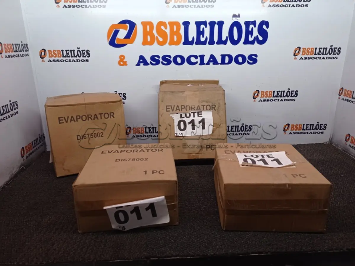 LOTE 011 - 04 - EVAPORADOR AR CONDICIONADO VOLKSWAGEN GOL, PARATI, SAVEIRO (NO ESTADO, NÃO SABEMOS SE FUNCIONA. LEILÃO NÃO TEM GARANTIA E NEM DEVOLUÇÃO, SUJEITO A POSSÍVEIS AVARIAS VISÍVEIS/OCULTAS E/OU AUSÊNCIA DE COMPONENTES)
