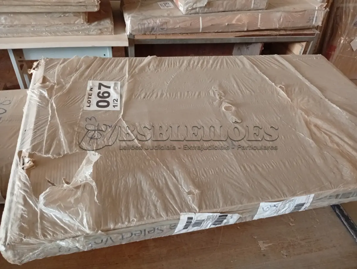 LOTE 067 - 01 - KIT DE COZINHA COMPACTA SELECT C/ 6 PORTAS E 2 GAVETAS (NO ESTADO, NÃO SABEMOS SE FUNCIONA. LEILÃO NÃO TEM GARANTIA E NEM DEVOLUÇÃO, SUJEITO A POSSÍVEIS AVARIAS VISÍVEIS/OCULTAS E/OU AUSÊNCIA DE COMPONENTES)