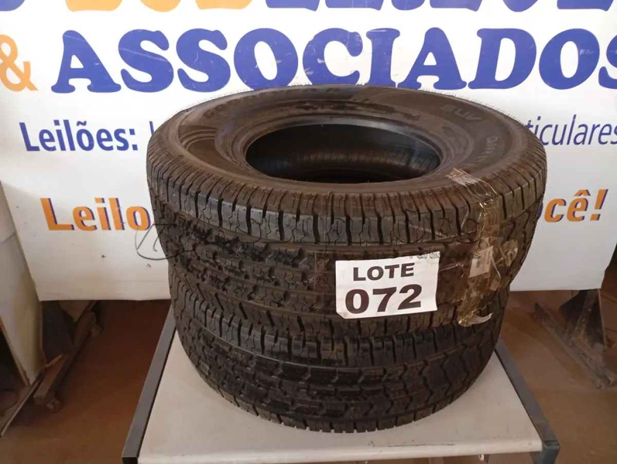 LOTE 072 - 02 - PNEUS GOODYEAR ARO 16 26570R16 DIRECTION SUV (NO ESTADO, NÃO SABEMOS SE FUNCIONA. LEILÃO NÃO TEM GARANTIA E NEM DEVOLUÇÃO, SUJEITO A POSSÍVEIS AVARIAS VISÍVEIS/OCULTAS E/OU AUSÊNCIA DE COMPONENTES)