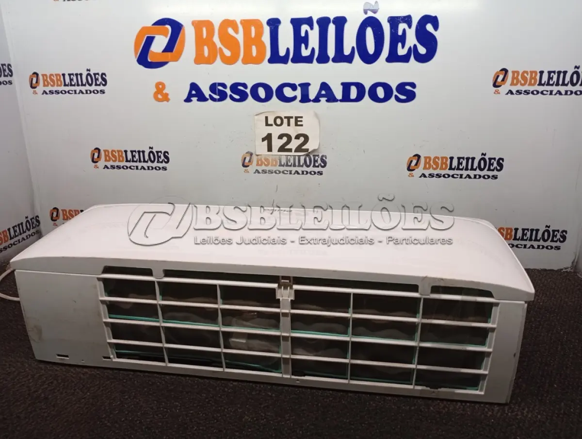 LOTE 122 - 01 – EVAPORADORA 9000 BTUS 220V PHILCO (NO ESTADO, NÃO SABEMOS SE FUNCIONA. LEILÃO NÃO TEM GARANTIA E NEM DEVOLUÇÃO, SUJEITO A POSSÍVEIS AVARIAS VISÍVEIS/OCULTAS E/OU AUSÊNCIA DE COMPONENTES)