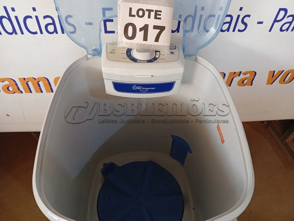 LOTE 017 - 01 - TANQUINHO NEWMAQ 10KG 110V (NO ESTADO, NÃO SABEMOS SE FUNCIONA. LEILÃO NÃO TEM GARANTIA E NEM DEVOLUÇÃO, SUJEITO A POSSÍVEIS AVARIAS VISÍVEIS/OCULTAS E/OU AUSÊNCIA DE COMPONENTES)
