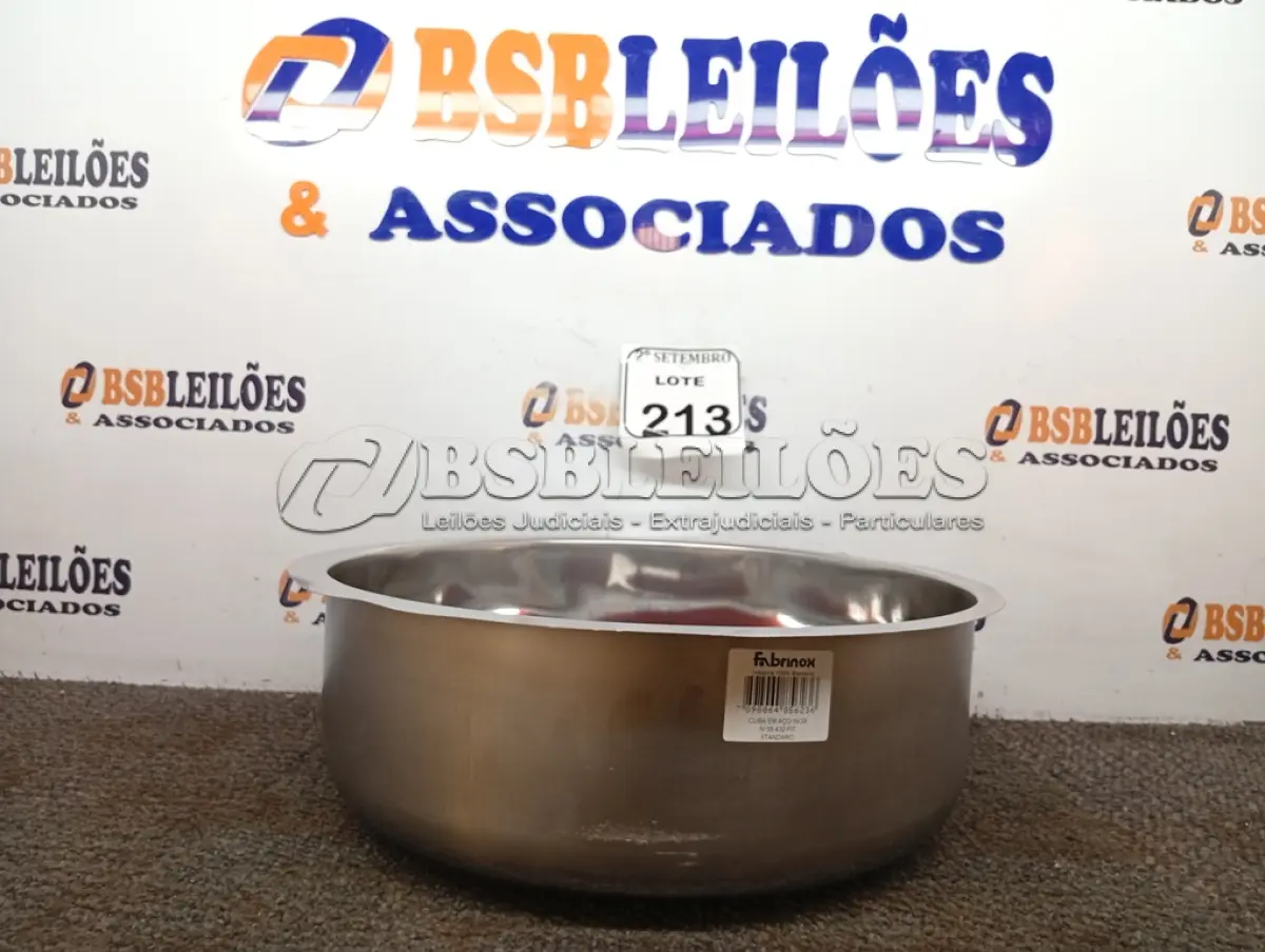 LOTE 213 - 01 CUBA INOX N38 AÇO  CO 430 38X12 FABRINOX. (NO ESTADO) ATENÇÃO! FAZER A VISITAÇÃO ANTES DE ARREMATAR, NÃO SABEMOS SE FUNCIONA. LEILÃO NÃO TEM GARANTIA E NEM DEVOLUÇÃO, SUJEITO A POSSÍVEIS AVARIAS VISÍVEIS/OCULTAS E/OU AUSÊNCIA DE COMPONENTES.