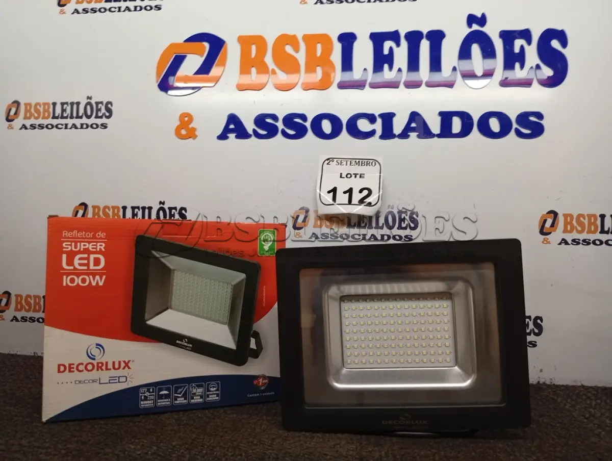 LOTE 112 - 01 REFLETOR DECORLED SUPERLED 220V 100W LUZ BRANCA - DECORLUX NOVO. (NO ESTADO) ATENÇÃO! FAZER A VISITAÇÃO ANTES DE ARREMATAR, NÃO SABEMOS SE FUNCIONA. LEILÃO NÃO TEM GARANTIA E NEM DEVOLUÇÃO, SUJEITO A POSSÍVEIS AVARIAS VISÍVEIS/OCULTAS E/OU AUSÊNCIA DE COMPONENTES.