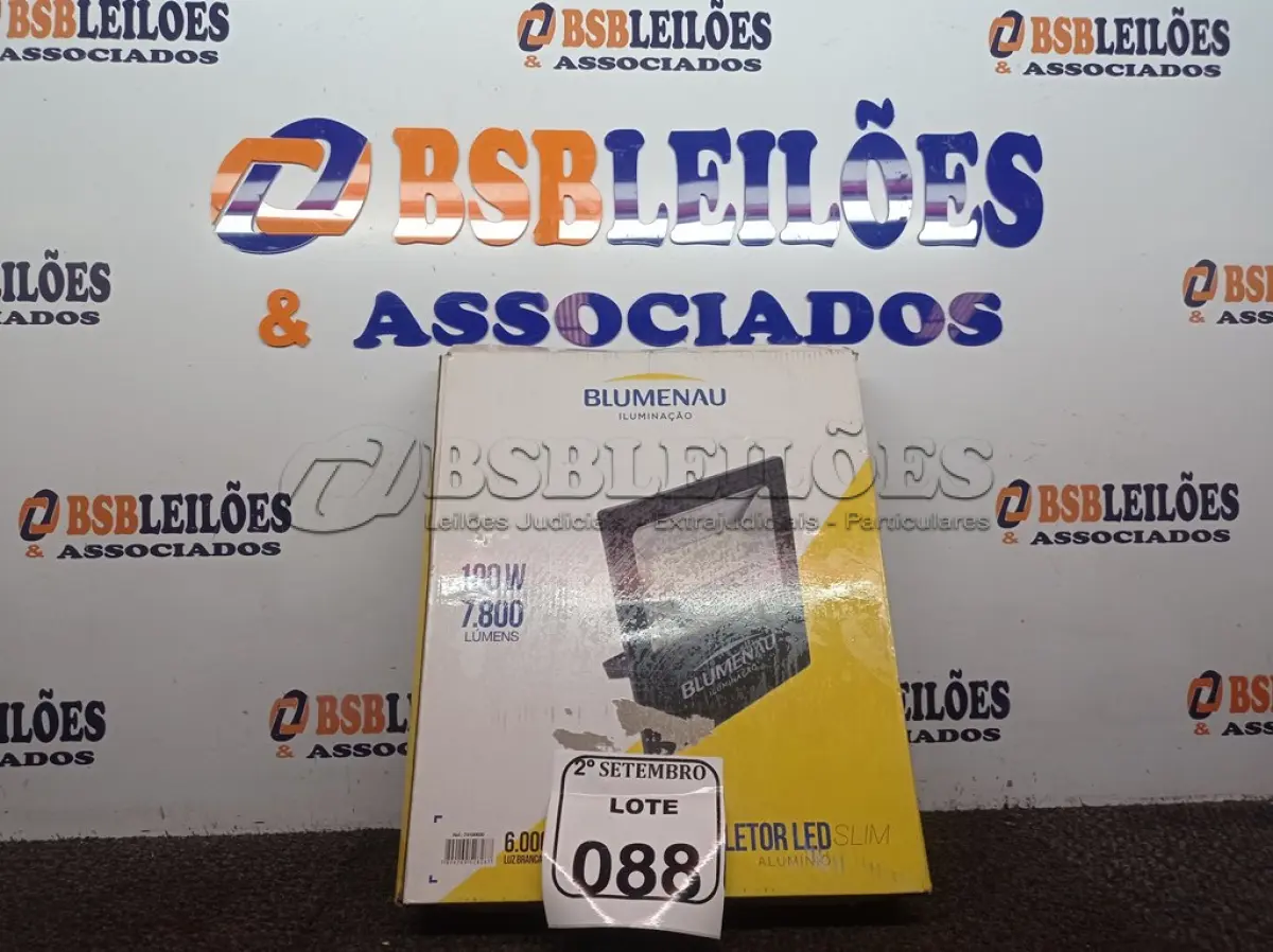 LOTE 088 - 01 REFLETOR SLIM LED PT 100W 6K 30000H – BLUMENAU NOVO. (NO ESTADO) ATENÇÃO! FAZER A VISITAÇÃO ANTES DE ARREMATAR, NÃO SABEMOS SE FUNCIONA. LEILÃO NÃO TEM GARANTIA E NEM DEVOLUÇÃO, SUJEITO A POSSÍVEIS AVARIAS VISÍVEIS/OCULTAS E/OU AUSÊNCIA DE COMPONENTES.