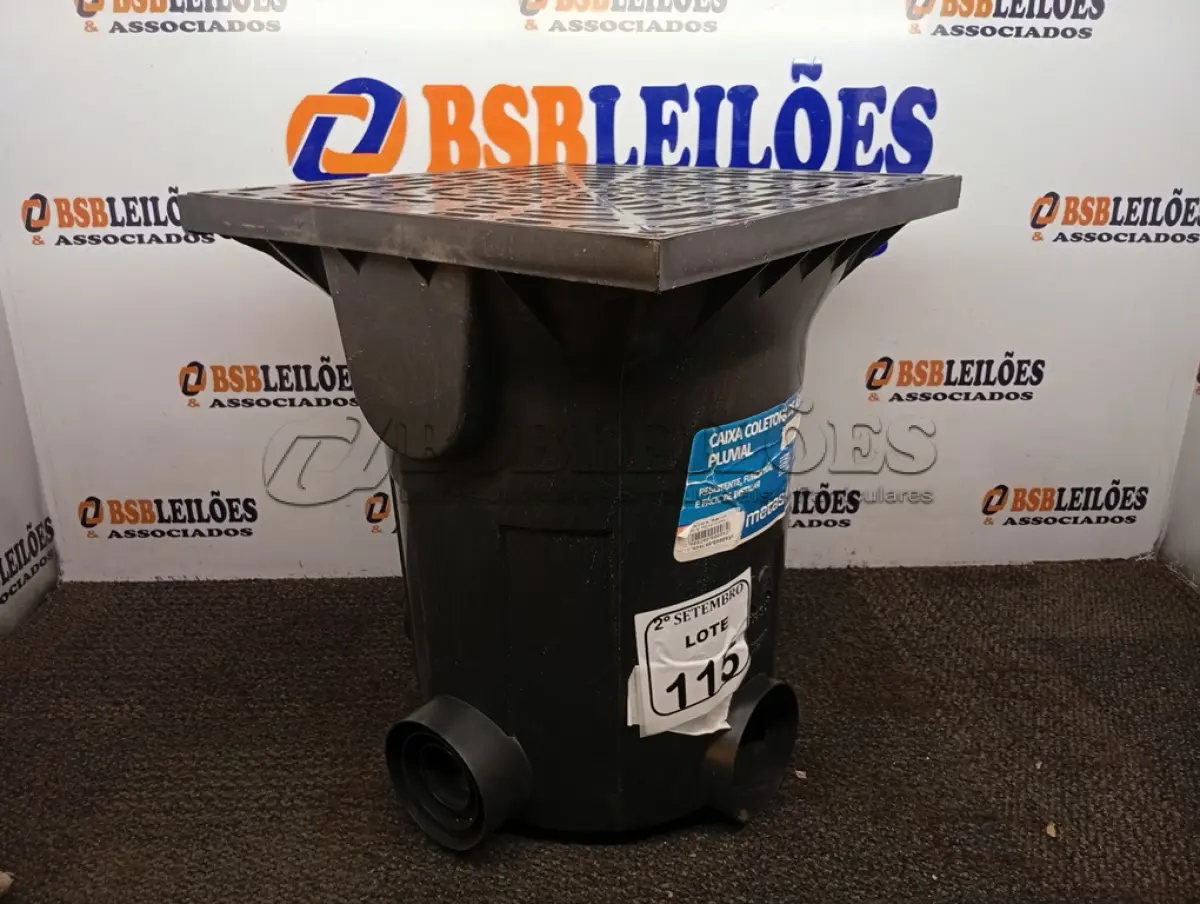 LOTE 115 - 01 CAIXA COLETORA DE ÁGUA PLUVIAL GRANDE PREMIUM PT METASUL (NO ESTADO) ATENÇÃO! FAZER A VISITAÇÃO ANTES DE ARREMATAR, NÃO SABEMOS SE FUNCIONA. LEILÃO NÃO TEM GARANTIA E NEM DEVOLUÇÃO, SUJEITO A POSSÍVEIS AVARIAS VISÍVEIS/OCULTAS E/OU AUSÊNCIA DE COMPONENTES.