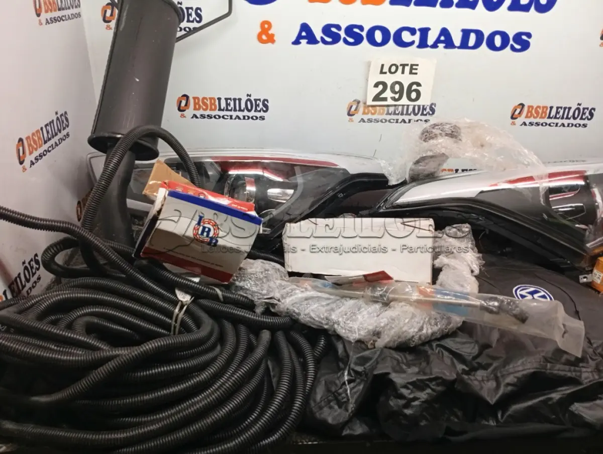 LOTE 296 - 20 – ITENS AUTOMOTIVOS DIVERSOS (NO ESTADO, NÃO SABEMOS SE FUNCIONA. LEILÃO NÃO TEM GARANTIA E NEM DEVOLUÇÃO, SUJEITO A POSSÍVEIS AVARIAS VISÍVEIS/OCULTAS E/OU AUSÊNCIA DE COMPONENTES)