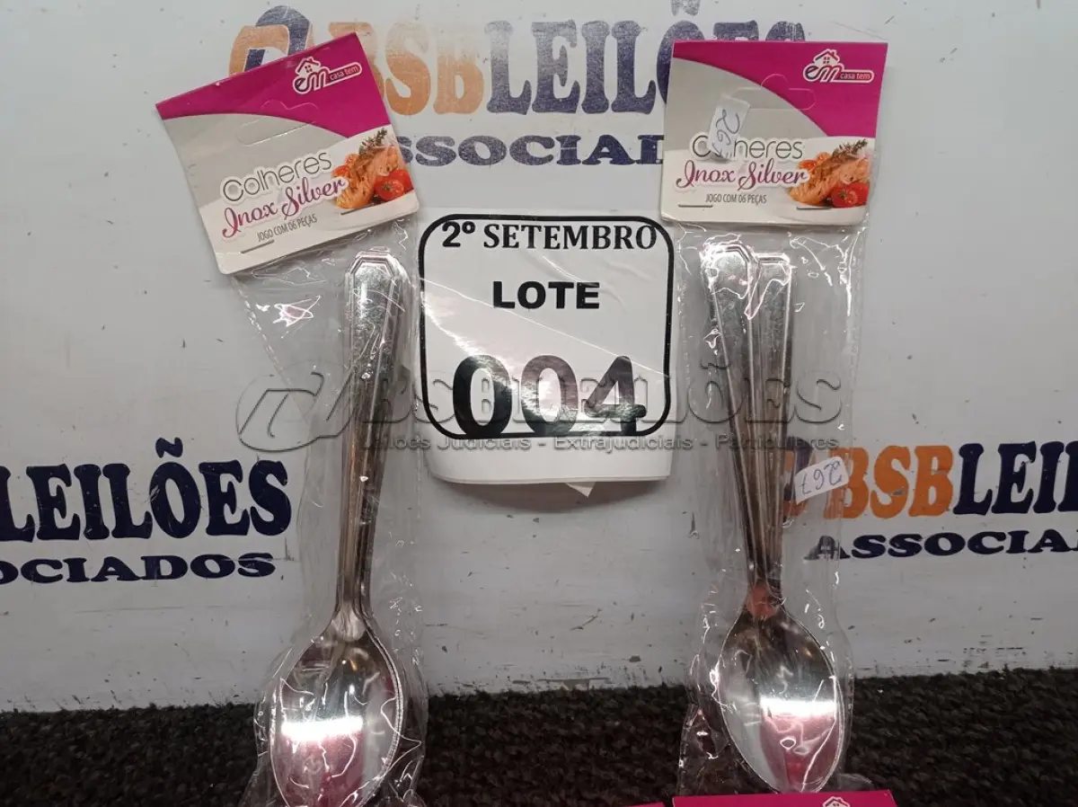 LOTE 004 - 05 KITS DE COLHERES COM 06 PEÇAS CADA. (NO ESTADO) ATENÇÃO! FAZER A VISITAÇÃO ANTES DE ARREMATAR, NÃO SABEMOS SE FUNCIONA. LEILÃO NÃO TEM GARANTIA E NEM DEVOLUÇÃO, SUJEITO A POSSÍVEIS AVARIAS VISÍVEIS/OCULTAS E/OU AUSÊNCIA DE COMPONENTES.