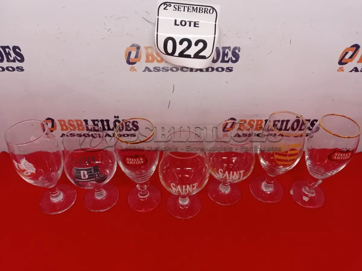 LOTE 022 - 07 COPOS DIVERSOS. (NO ESTADO) ATENÇÃO! FAZER A VISITAÇÃO ANTES DE ARREMATAR, NÃO SABEMOS SE FUNCIONA. LEILÃO NÃO TEM GARANTIA E NEM DEVOLUÇÃO, SUJEITO A POSSÍVEIS AVARIAS VISÍVEIS/OCULTAS E/OU AUSÊNCIA DE COMPONENTES.