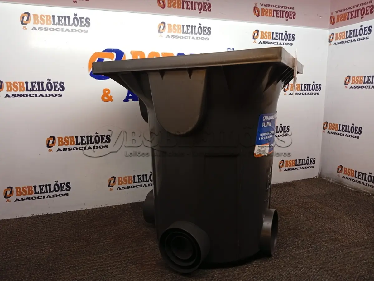 LOTE 145 - 01 CAIXA COLETORA DE ÁGUA PLUVIAL GRANDE PREMIUM PT METASUL (NO ESTADO) ATENÇÃO! FAZER A VISITAÇÃO ANTES DE ARREMATAR, NÃO SABEMOS SE FUNCIONA. LEILÃO NÃO TEM GARANTIA E NEM DEVOLUÇÃO, SUJEITO A POSSÍVEIS AVARIAS VISÍVEIS/OCULTAS E/OU AUSÊNCIA DE COMPONENTES.