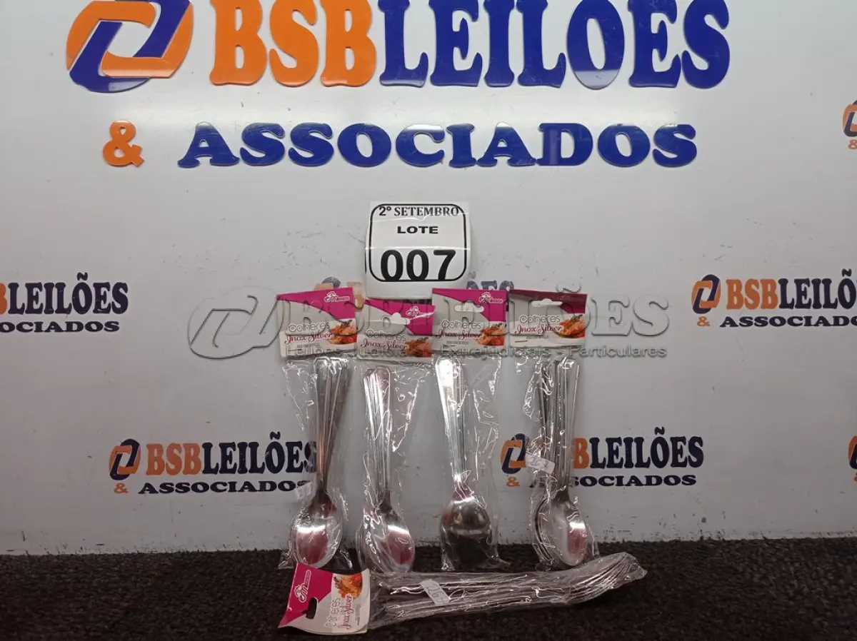 LOTE 007 - 05 KITS DE COLHERES COM 06 PEÇAS CADA. (NO ESTADO) ATENÇÃO! FAZER A VISITAÇÃO ANTES DE ARREMATAR, NÃO SABEMOS SE FUNCIONA. LEILÃO NÃO TEM GARANTIA E NEM DEVOLUÇÃO, SUJEITO A POSSÍVEIS AVARIAS VISÍVEIS/OCULTAS E/OU AUSÊNCIA DE COMPONENTES.