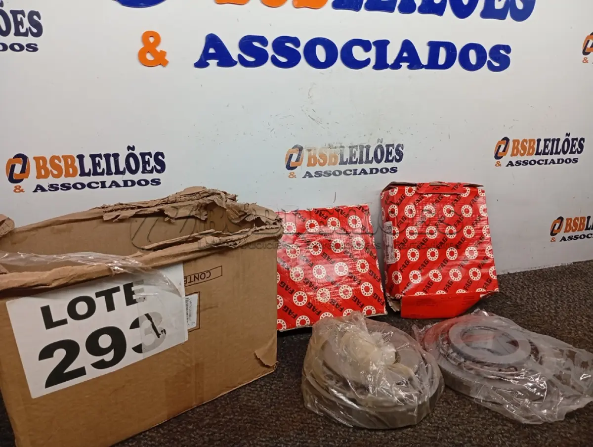 LOTE 293 - 04 – ROLAMENTOS AUTOMOTIVO DIVERSOS (NO ESTADO, NÃO SABEMOS SE FUNCIONA. LEILÃO NÃO TEM GARANTIA E NEM DEVOLUÇÃO, SUJEITO A POSSÍVEIS AVARIAS VISÍVEIS/OCULTAS E/OU AUSÊNCIA DE COMPONENTES)