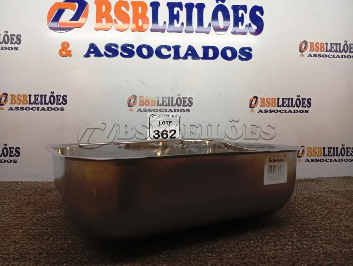 LOTE 362 - 01 CUBA INOX N1 AÇO 430 3.1/2 46X30X14 FABRINOX (NO ESTADO) ATENÇÃO! FAZER A VISITAÇÃO ANTES DE ARREMATAR, NÃO SABEMOS SE FUNCIONA. LEILÃO NÃO TEM GARANTIA E NEM DEVOLUÇÃO, SUJEITO A POSSÍVEIS AVARIAS VISÍVEIS/OCULTAS E/OU AUSÊNCIA DE COMPONENTES.