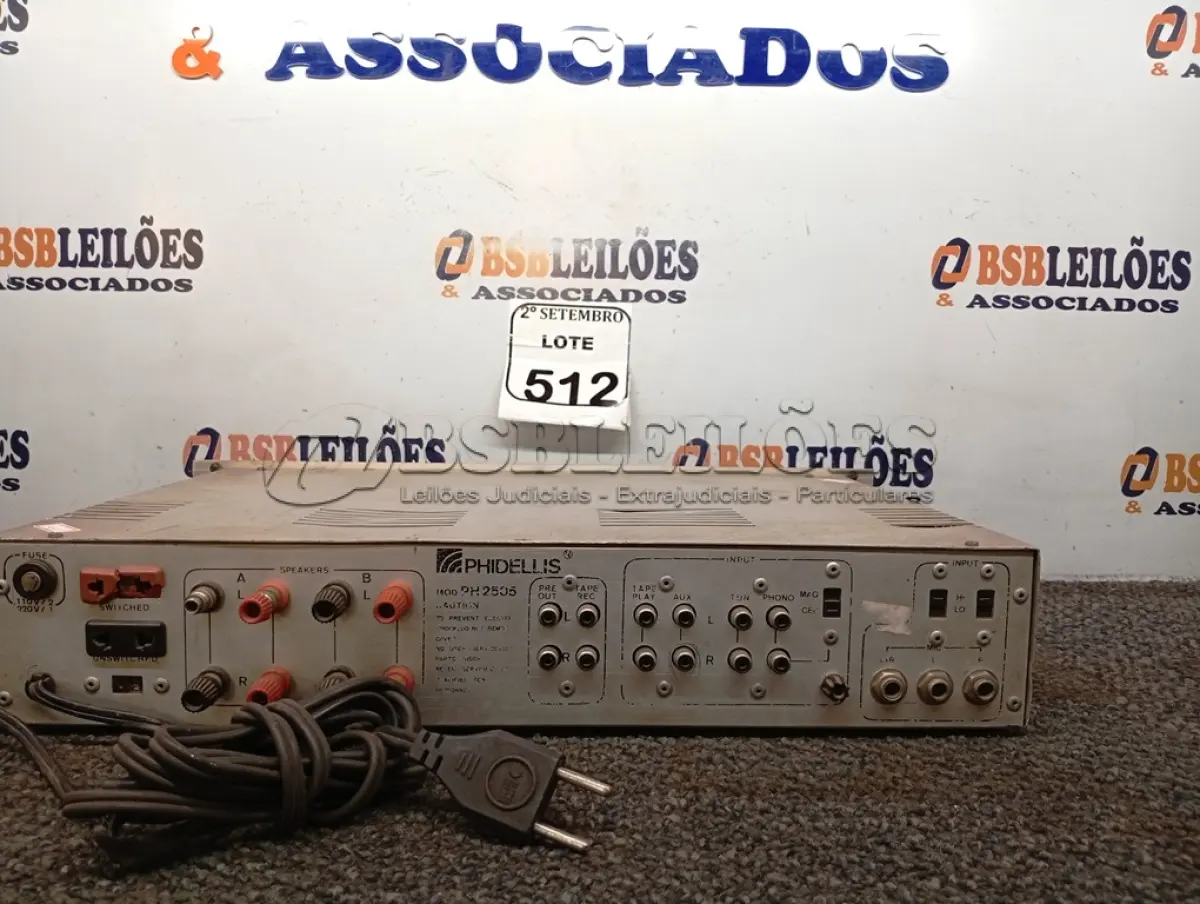 LOTE 512 - 01 PRÉ-AMPLIFICADOR PHIDELLIS PH2505 (NO ESTADO) ATENÇÃO! FAZER A VISITAÇÃO ANTES DE ARREMATAR, NÃO SABEMOS SE FUNCIONA. LEILÃO NÃO TEM GARANTIA E NEM DEVOLUÇÃO, SUJEITO A POSSÍVEIS AVARIAS VISÍVEIS/OCULTAS E/OU AUSÊNCIA DE COMPONENTES.