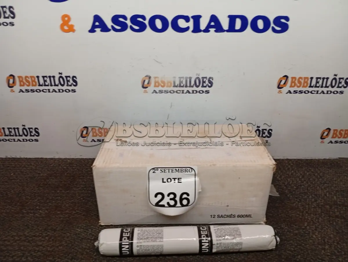 LOTE 236